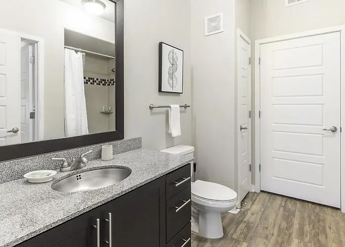 Landing Modern With Amazing Amenities Apartment *